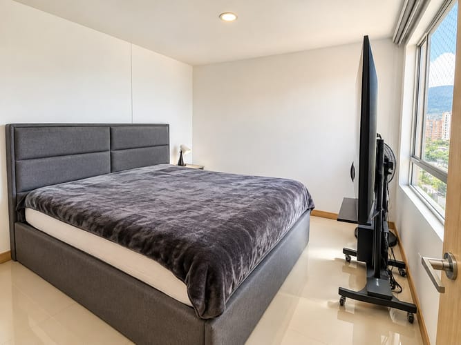 Apartamento de 3 alcobas en venta en San Remo, Sabaneta, 72 m² · foto 3 de 7