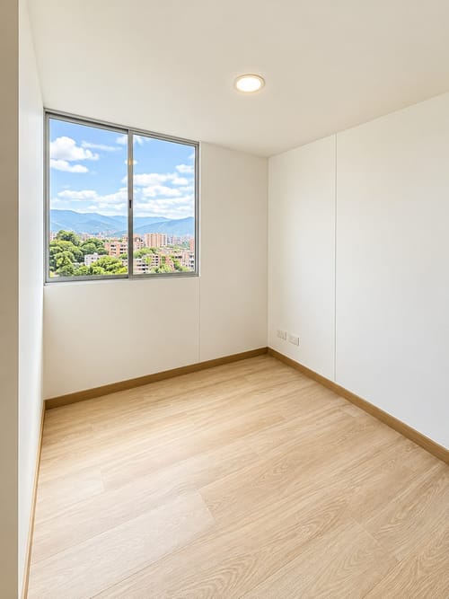 Apartamento de 3 alcobas en venta en Camino Verde, Envigado, 64 m² · foto 5 de 9