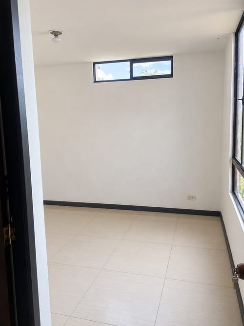 Apartamento de 3 alcobas en arriendo en Madelena, Bogotá, 57 m² · foto 4 de 9