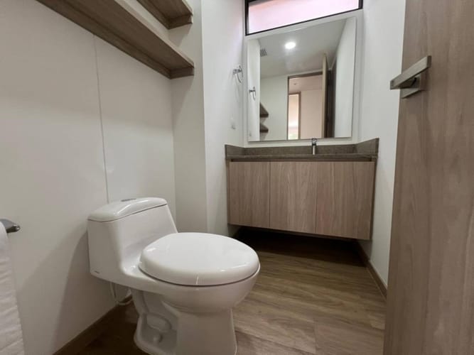 Apartamento de 2 alcobas en arriendo en Las Palmas, Medellín, 130 m² · foto 20 de 21