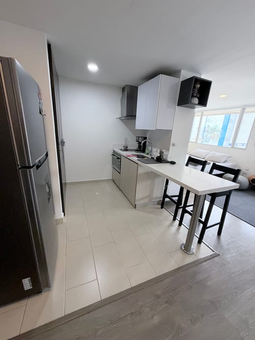 Apartaestudio en venta en Barrios Unidos, Bogotá, 30 m² · foto 2 de 17