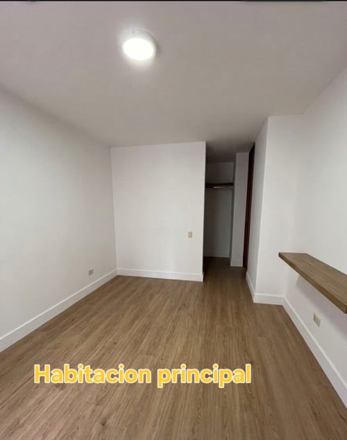 Apartamento de 3 alcobas en venta en Mazuren, Bogotá, 70 m² · foto 2 de 10