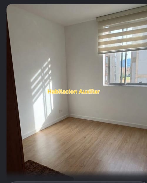 Apartamento de 3 alcobas en venta en Mazuren, Bogotá, 70 m² · foto 3 de 10