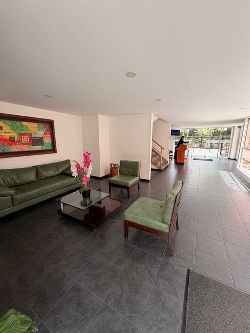 Apartamento de 3 alcobas en venta en Mazuren, Bogotá, 70 m² · foto 8 de 10