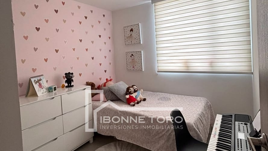 Apartamento de 3 alcobas en venta en Avenida Kevin Angel, Manizales, 82 m² · foto 3 de 7