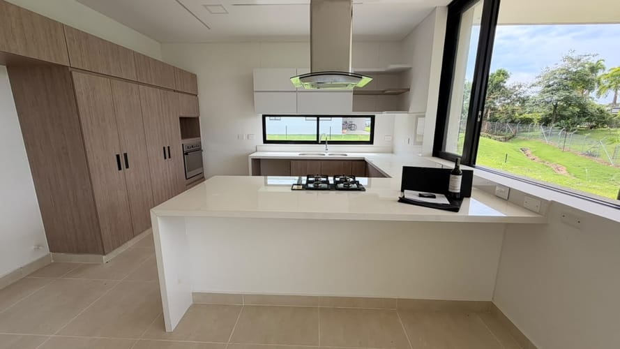 Casa de 3 alcobas en venta en Cerritos, Pereira, 1225 m² · foto 2 de 14