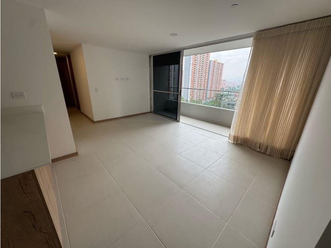 Apartamento de 3 alcobas en arriendo en San German, Medellín, 78 m² · foto 3 de 13