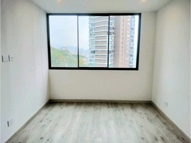 Apartamento de 2 alcobas en arriendo en Altos Del Poblado, Medellín, 83 m² · foto 14 de 23