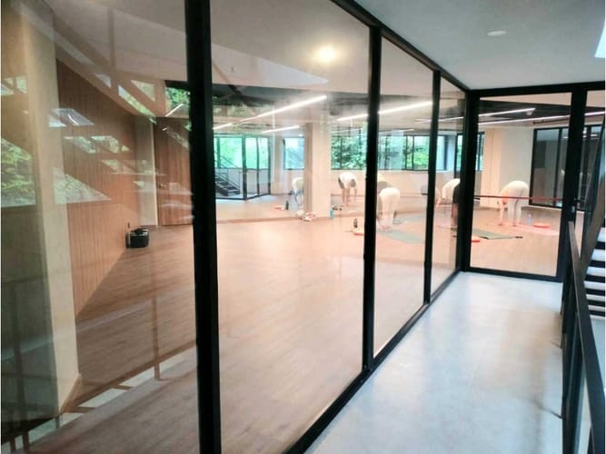 Apartamento de 2 alcobas en arriendo en Altos Del Poblado, Medellín, 83 m² · foto 21 de 23