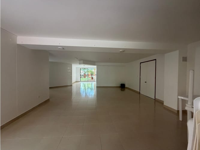 Apartamento de 3 alcobas en venta en Castropol, Medellín, 120 m² · foto 3 de 11