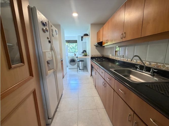 Apartamento de 3 alcobas en venta en Castropol, Medellín, 120 m² · foto 5 de 11