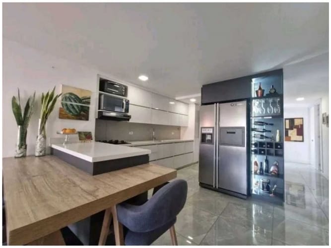 Apartamento de 3 alcobas en venta en Las Acacias, Medellín, 110 m² · foto 4 de 16