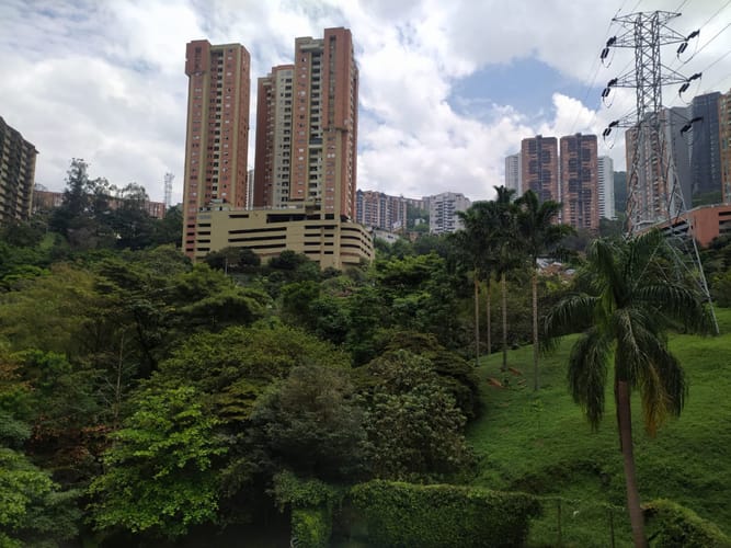Oficina en arriendo en El Poblado, Medellín, 60 m² · foto 8 de 9