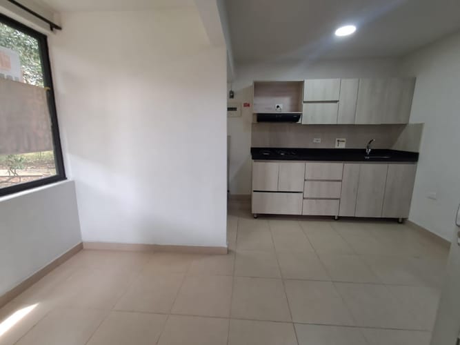 Apartamento de 1 alcoba en arriendo en Belencito, Medellín, 57 m² · foto 4 de 13