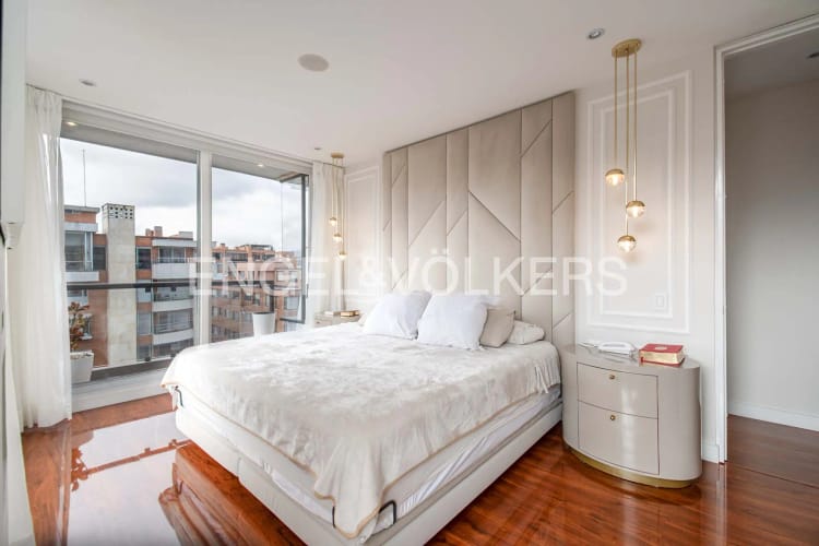 Apartamento de 2 alcobas en venta en Chicó Navarra, Bogotá, 108 m² · foto 12 de 21
