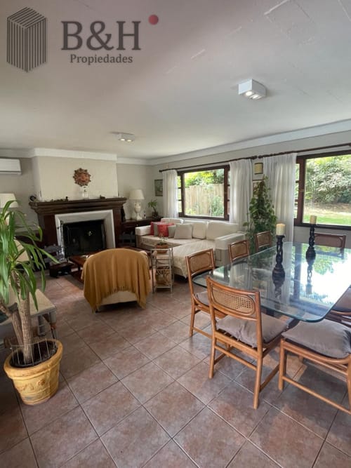 Casa de 4 dormitorios en Beverly Hills · Foto 3