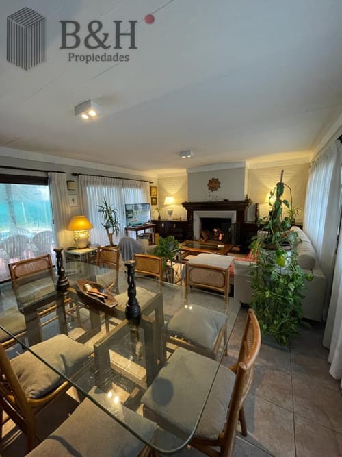 Casa de 4 dormitorios en Beverly Hills · Foto 4