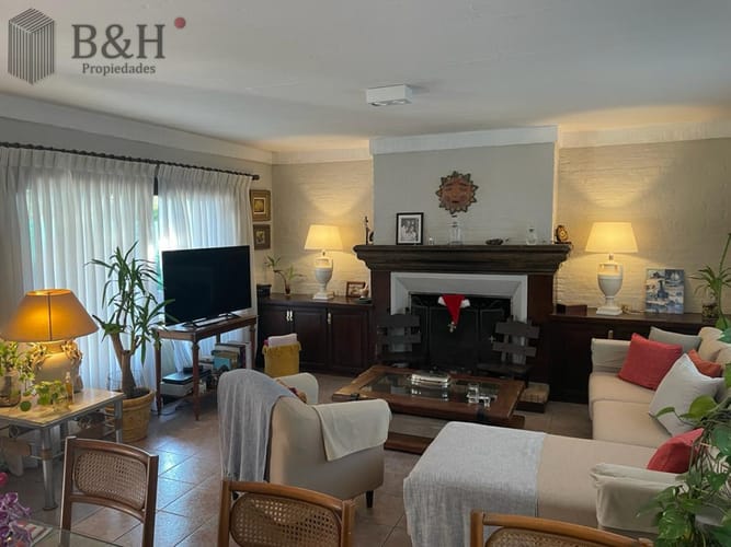 Casa de 4 dormitorios en Beverly Hills · Foto 5