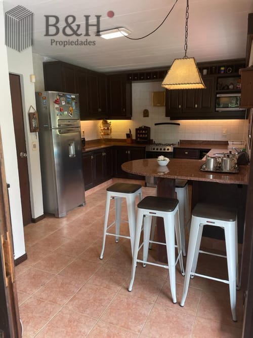 Casa de 4 dormitorios en Beverly Hills · Foto 8
