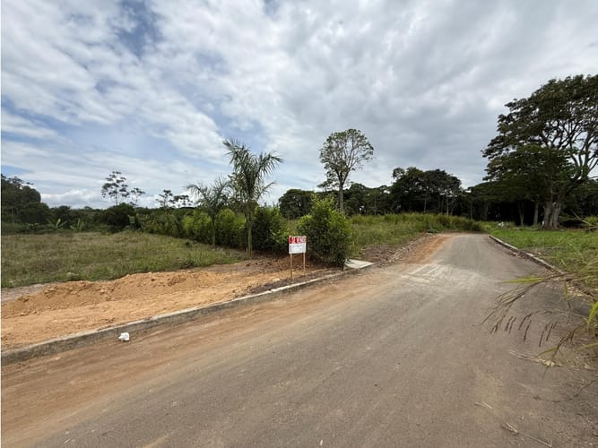 Lote en venta en Cerritos, Pereira, 1751 m² · foto 4 de 4