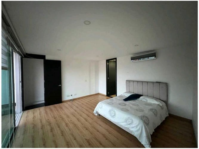 Apartamento de 2 alcobas en venta en Las Acacias, Medellín, 128 m² · foto 8 de 15