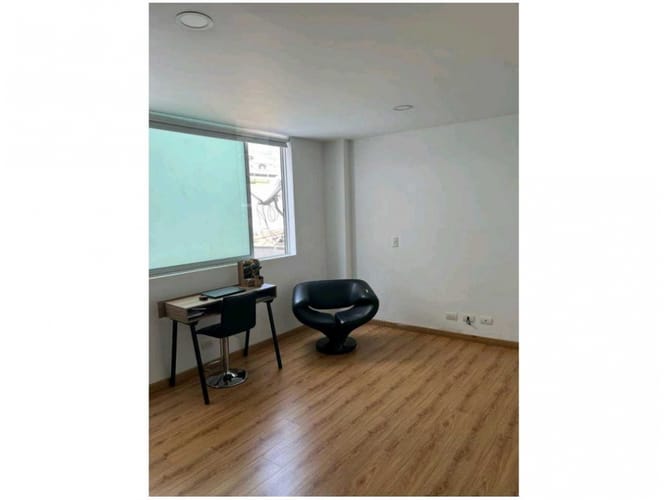 Apartamento de 2 alcobas en venta en Las Acacias, Medellín, 128 m² · foto 9 de 15