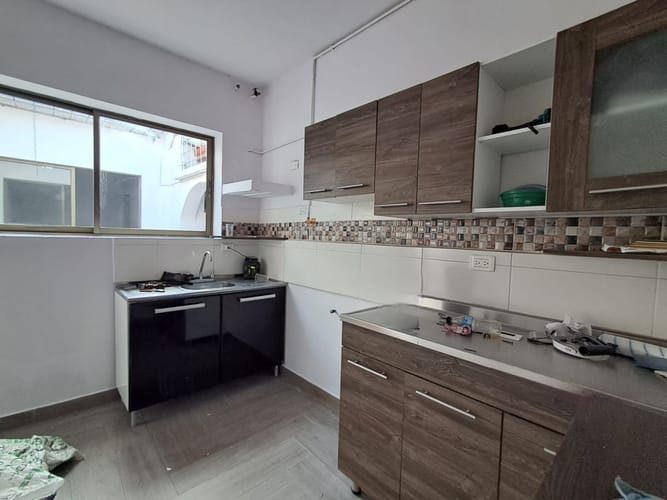 Casa de 5 alcobas en arriendo en Laureles, Medellín, 320 m² · foto 11 de 18