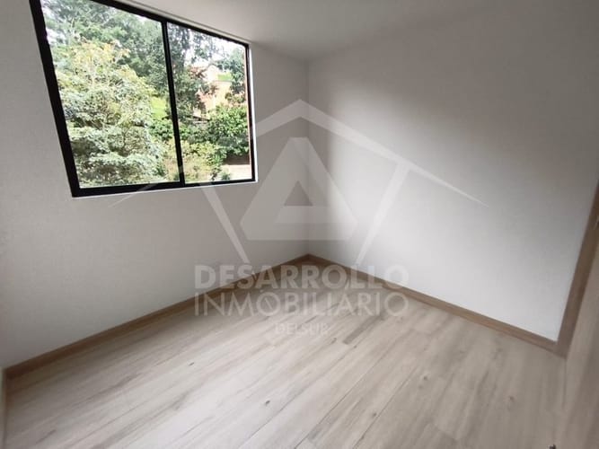 Apartamento de 3 alcobas en arriendo en El Salado, Envigado, 88 m² · foto 4 de 9