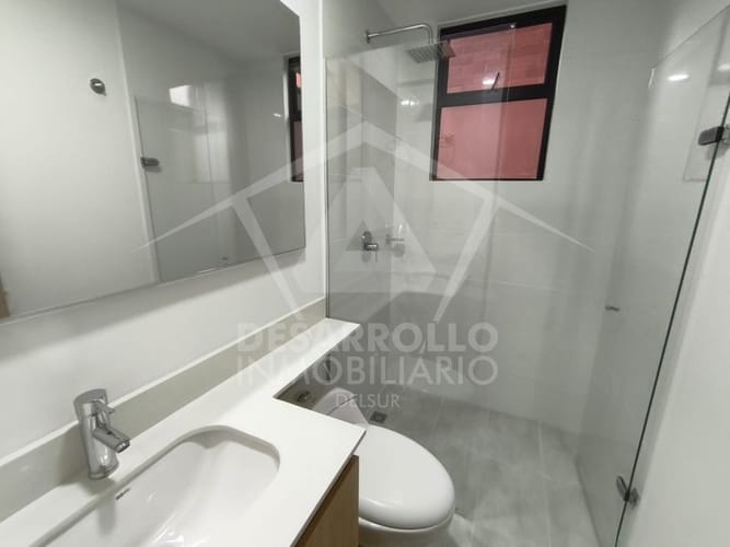 Apartamento de 3 alcobas en arriendo en El Salado, Envigado, 88 m² · foto 7 de 9