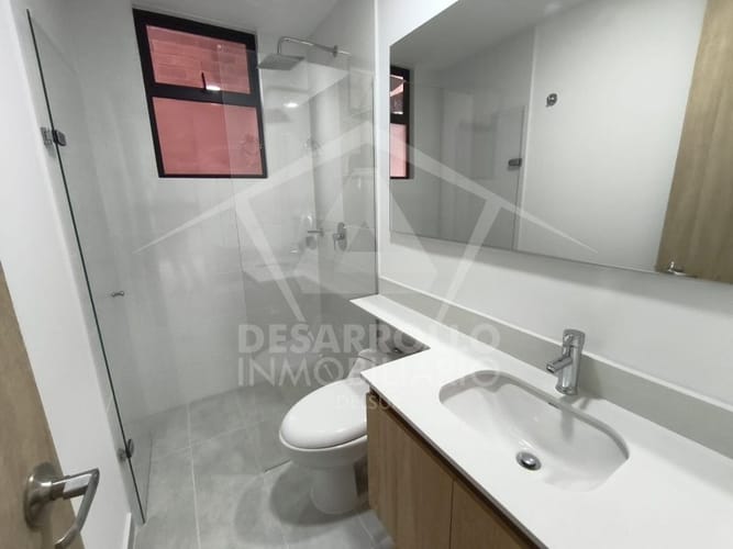 Apartamento de 3 alcobas en arriendo en El Salado, Envigado, 88 m² · foto 8 de 9