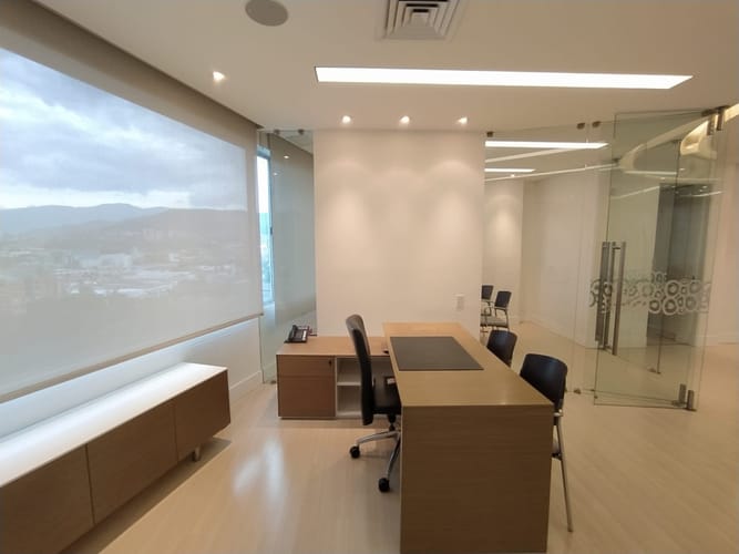 Oficina en arriendo en Villa Carlota, Medellín, 120 m² · foto 7 de 16