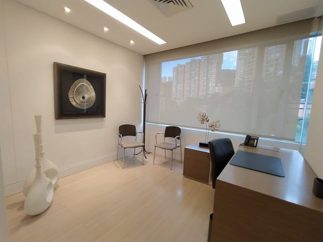 Oficina en arriendo en Villa Carlota, Medellín, 120 m² · foto 12 de 16