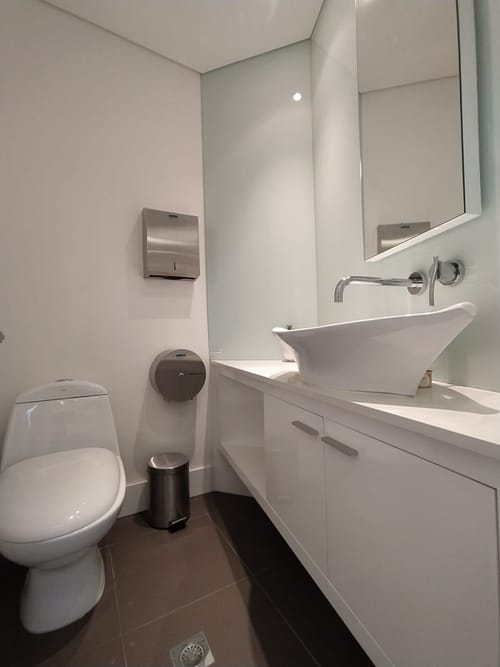 Oficina en arriendo en Villa Carlota, Medellín, 120 m² · foto 14 de 16