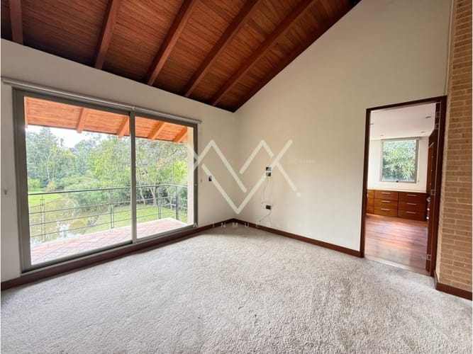 Casa de 3 alcobas en venta en Chuntame, Cajicá, 290 m² · foto 8 de 21