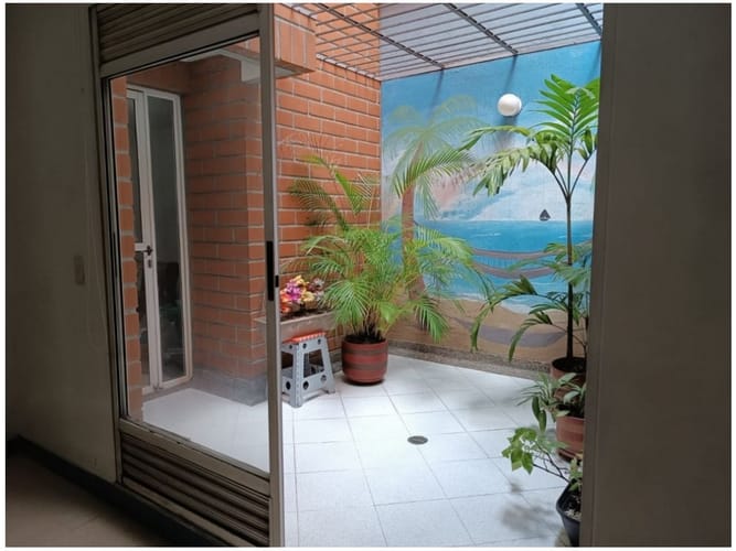 Apartamento de 3 alcobas en venta en Santa Teresita, Medellín, 140 m² · foto 10 de 11