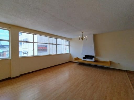 Apartamento de 3 alcobas en arriendo en Las Nieves, Bogotá, 130 m² · foto 3 de 20