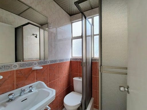 Apartamento de 3 alcobas en arriendo en Las Nieves, Bogotá, 130 m² · foto 13 de 20