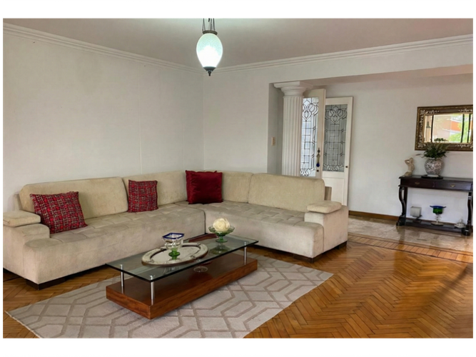 Apartamento de 3 alcobas en venta en El Poblado, Medellín, 217 m² · foto 2 de 12