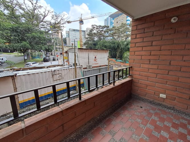 Apartamento de 3 alcobas en arriendo en El Poblado, Medellín, 150 m² · foto 8 de 24