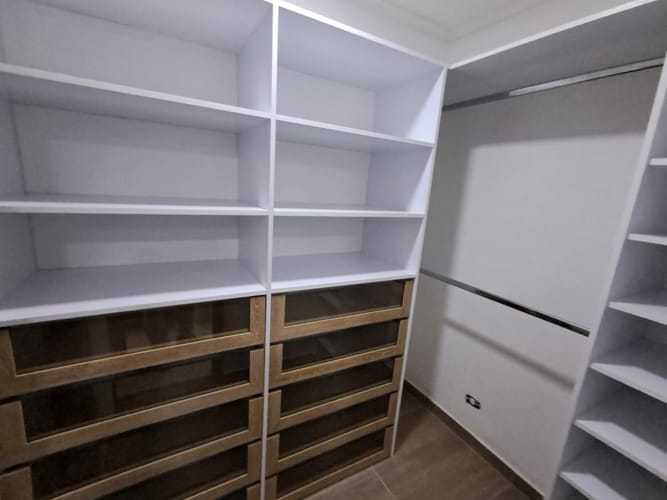 Apartamento de 3 alcobas en arriendo en El Poblado, Medellín, 150 m² · foto 18 de 24