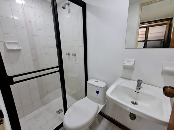 Apartamento de 3 alcobas en arriendo en El Poblado, Medellín, 150 m² · foto 21 de 24