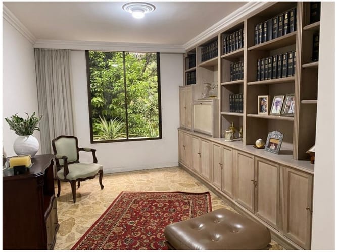 Apartamento de 3 alcobas en venta en El Poblado, Medellín, 217 m² · foto 10 de 12