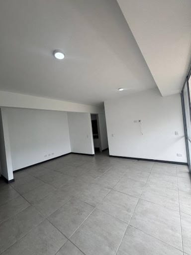 Apartamento de 3 alcobas en arriendo en Las Lomitas, Sabaneta, 82 m² · foto 6 de 12