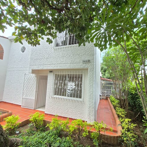 Casa de 3 alcobas en arriendo en Molinos Altos, Floridablanca, 140 m² · foto 2 de 18