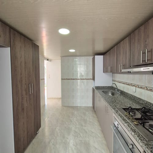 Casa de 3 alcobas en arriendo en Molinos Altos, Floridablanca, 140 m² · foto 5 de 18