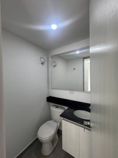Apartamento de 3 alcobas en arriendo en Las Lomitas, Sabaneta, 82 m² · foto 12 de 12