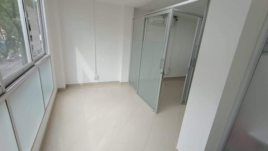 Oficina en arriendo en Suramericana, Medellín, 85 m² · foto 6 de 11