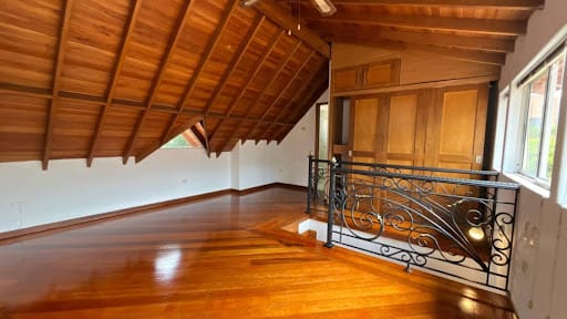 Casa de 4 alcobas en arriendo en El Esmeraldal, Envigado, 226 m² · foto 22 de 24