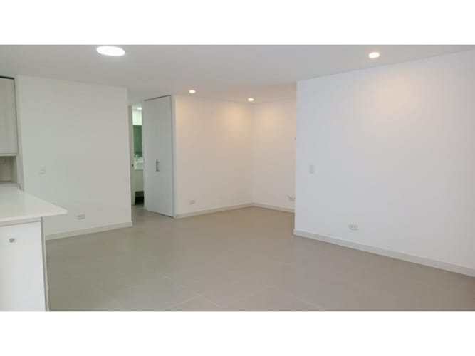 Apartamento de 3 alcobas en venta en Vía Las Palmas, Medellín, 105 m² · foto 11 de 24