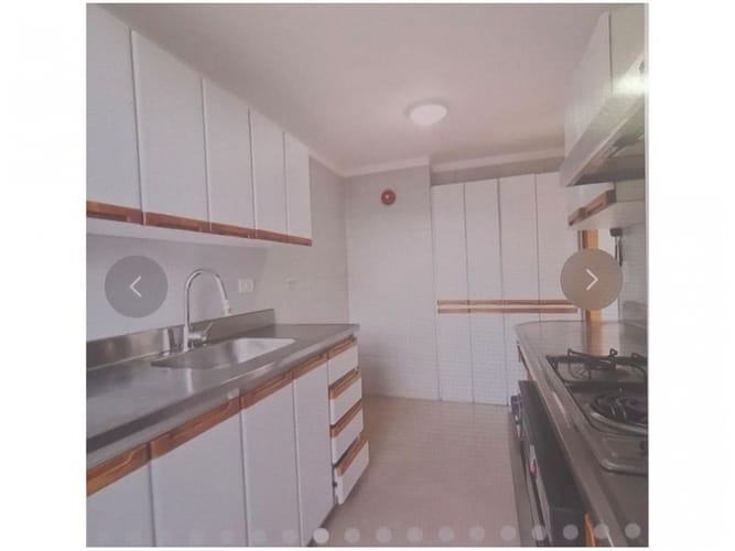 Apartamento de 2 alcobas en venta en El Poblado, Medellín, 160 m² · foto 9 de 14